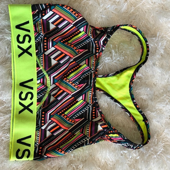 Victoria Sport Lightweight Sports Bra - Picture 1 of 3